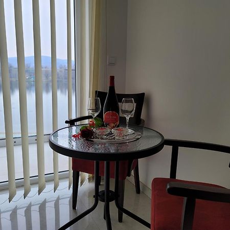 Apartmani Mitic Veliko Gradište Szoba fotó